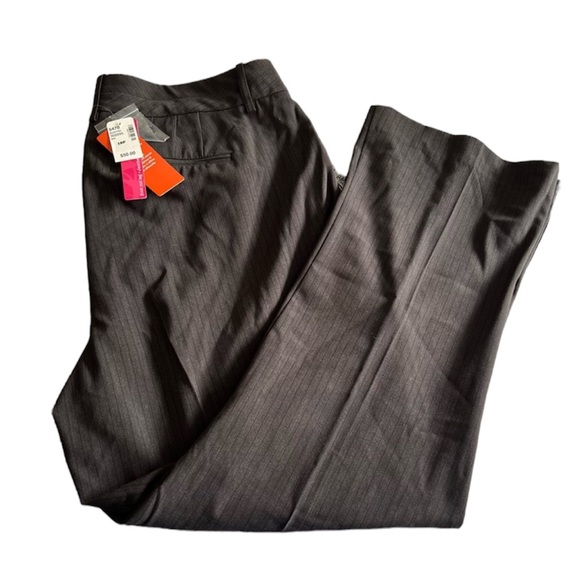 NWT Penningtons stretch bootcut petite dress pant low rise size 18 grey stripe - Picture 1 of 12